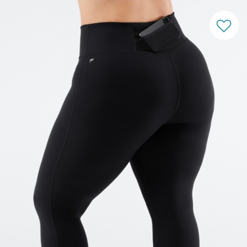 Fabletics Trinity High-Waisted Pocket Capri